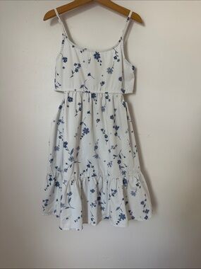 abercrombie kidsWhite & Blue Floral Sundress - Lightweight Spaghetti Strap Dress